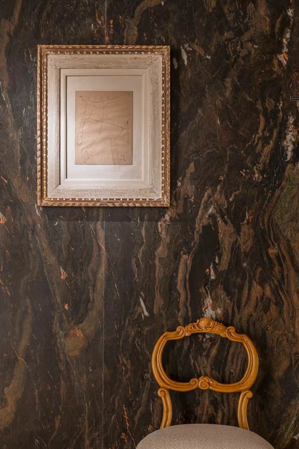 Capolavoro Granite wall tile