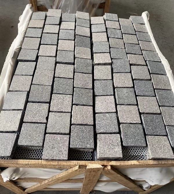 Flamed Porphyry Granite Cube Stone