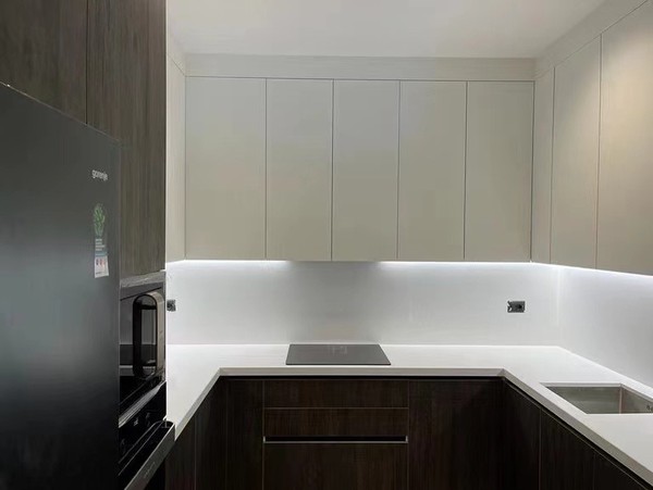 Super White Quartz Worktop Super White Quartz Worktop