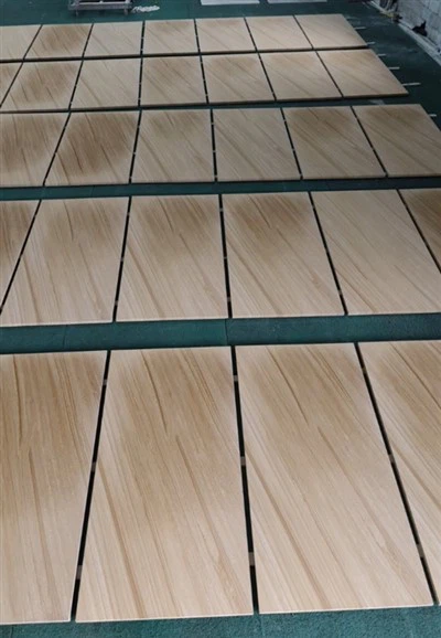 Cladin Wal Tywodfaen Pren Teak