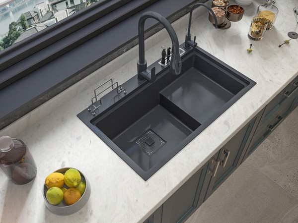 White Fusion Quartz Kitchen top